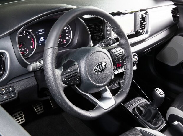 Innenraum und Cockpit des Kia Stonic 2018