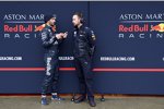 Daniel Ricciardo und Simon Rennie (Red Bull)