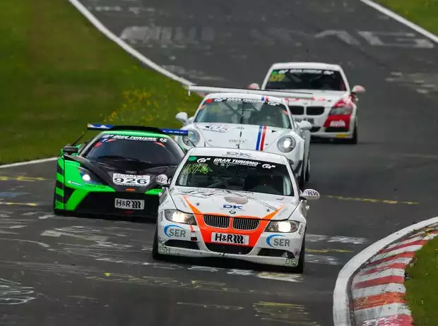 BMW 325i, V4 Titel-Bild zur News: BMW 325i, V4