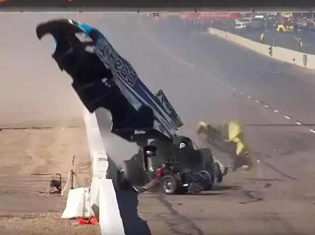 NHRA Crash Titel-Bild zur News: NHRA Crash