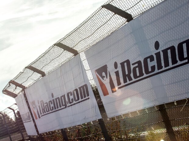 iRacing iRacing
