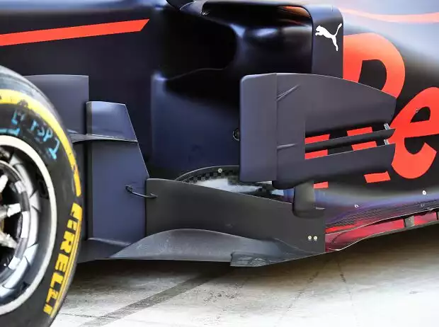 Barge-Board am Red Bull RB14 Titel-Bild zur News: Barge-Board am Red Bull RB14
