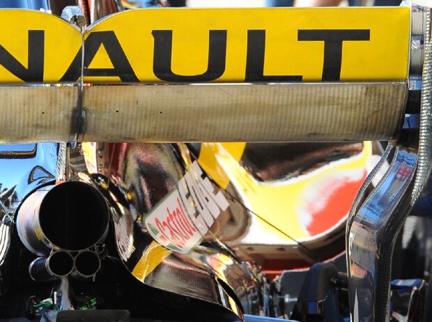 Auspuff am Renault R.S.18 Auspuff am Renault R.S.18