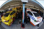 Joey Logano (Penske) und Ryan Blaney (Penske) 