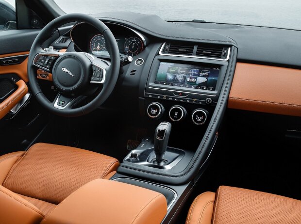 Innenraum und Cockpit Jaguar E-Pace 2018