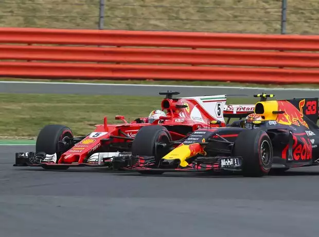 Max Verstappen, Sebastian Vettel Titel-Bild zur News: Max Verstappen, Sebastian Vettel