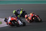 Andrea Dovizioso vor Marc Marquez und Valentino Rossi 