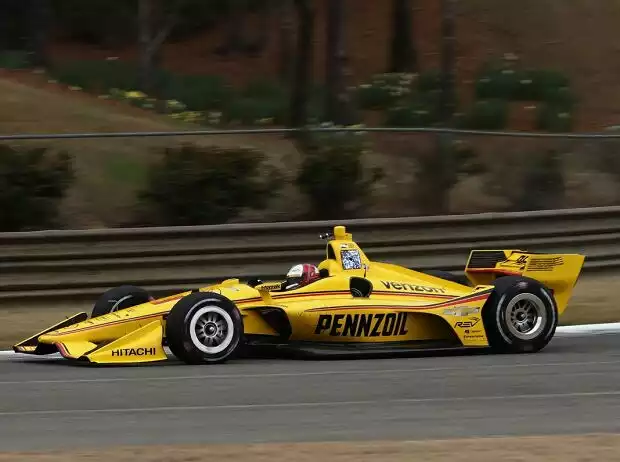 Helio Castroneves Titel-Bild zur News: Helio Castroneves