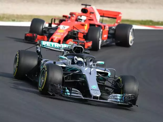 Valtteri Bottas, Sebastian Vettel Titel-Bild zur News: Valtteri Bottas, Sebastian Vettel