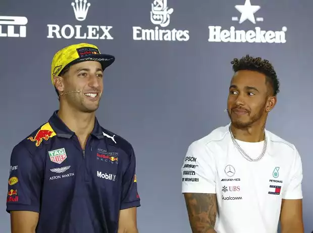 Daniel Ricciardo, Lewis Hamilton Titel-Bild zur News: Daniel Ricciardo, Lewis Hamilton