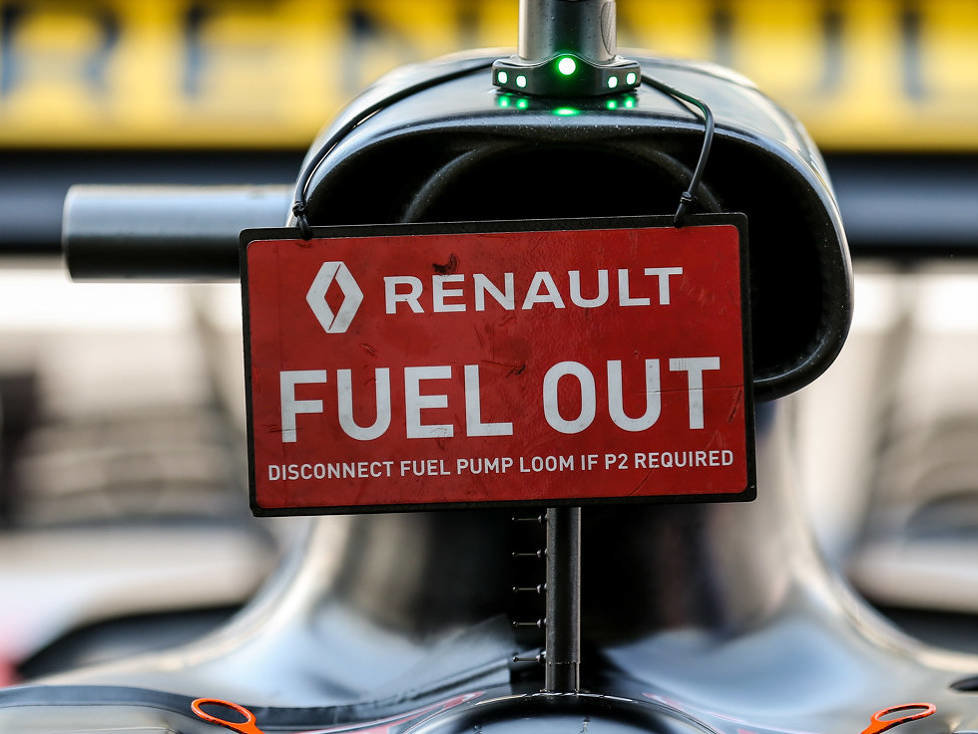 Benzin/Spritschild bei Renault