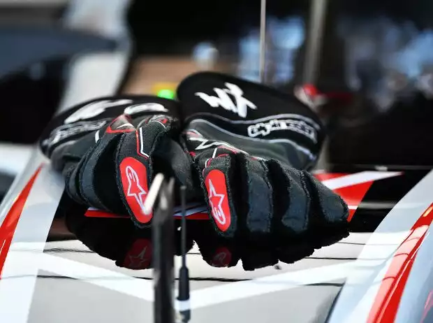 Handschuhe Titel-Bild zur News: Handschuhe