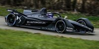 Bild zum Inhalt: Neues Formel-E-Auto fährt erstmals auf der Strecke