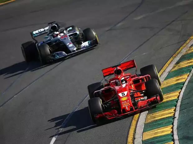 Sebastian Vettel, Lewis Hamilton Titel-Bild zur News: Sebastian Vettel, Lewis Hamilton