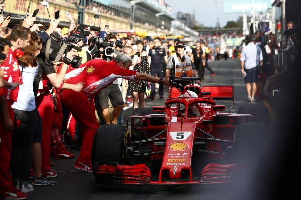 Maurizio Arrivabene Sebastian Vettel Ferrari Scuderia Ferrari F1CIP CIP Moto3 ~Maurizio Arrivabene und Sebastian Vettel (Ferrari) ~ 