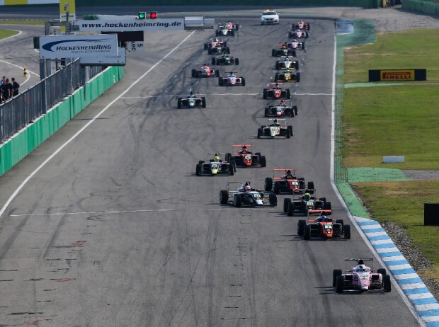 Titel-Bild zur News: Formel 4