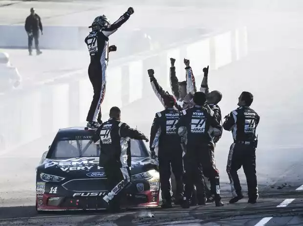 Clint Bowyer Titel-Bild zur News: Clint Bowyer