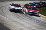 Paul Menard (Wood) und Erik Jones (Gibbs)
