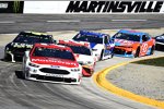 Paul Menard (Wood), Erik Jones (Gibbs), Joe Gibbs und Jimmie Johnson (Hendrick) 