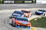 Darrell Wallace (Petty), Jamie McMurray (Ganassi) und Daniel Suarez (Gibbs)