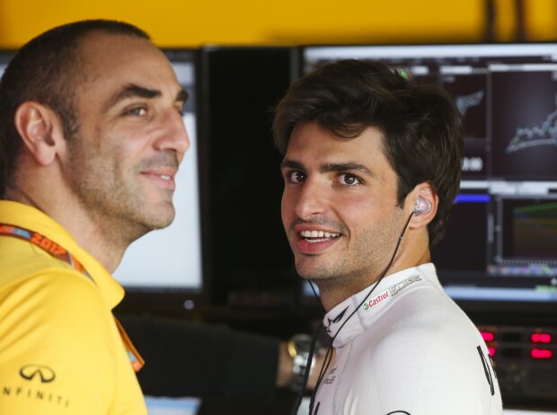 Cyril Abiteboul, Carlos Sainz