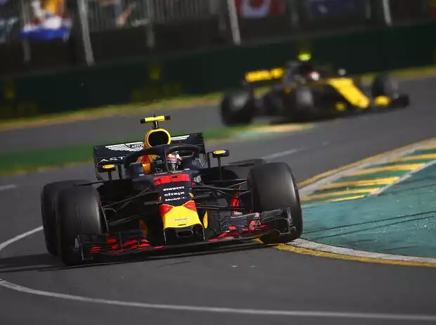 Max Verstappen, Carlos Sainz Titel-Bild zur News: Max Verstappen, Carlos Sainz