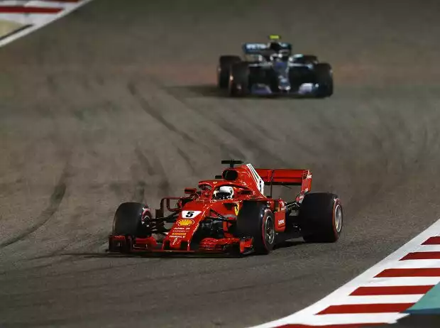 Sebastian Vettel, Valtteri Bottas Titel-Bild zur News: Sebastian Vettel, Valtteri Bottas
