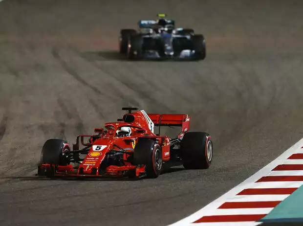 Sebastian Vettel, Valtteri Bottas Titel-Bild zur News: Sebastian Vettel, Valtteri Bottas
