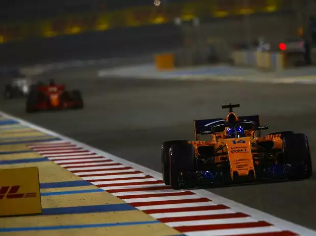 Titel-Bild zur News: Fernando Alonso, Sebastian Vettel