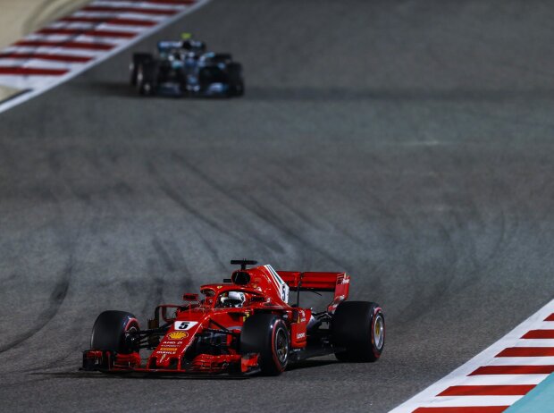 Titel-Bild zur News: Sebastian Vettel, Valtteri Bottas