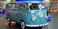 Originalgetreu restaurierter VW Bulli aus dem ersten Baujahr 1950