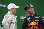 Valtteri Bottas (Mercedes) und Daniel Ricciardo (Red Bull) 