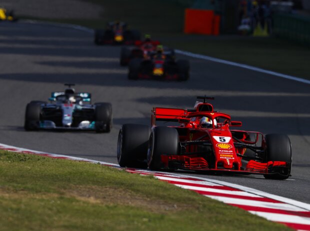 Sebastian Vettel, Lewis Hamilton Sebastian Vettel, Lewis Hamilton