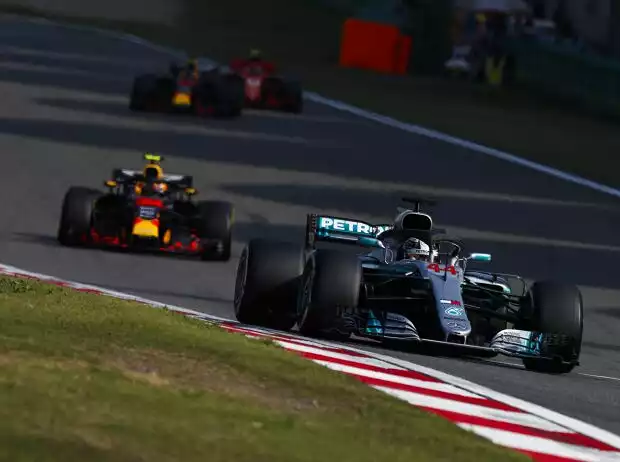 Lewis Hamilton, Max Verstappen Titel-Bild zur News: Lewis Hamilton, Max Verstappen
