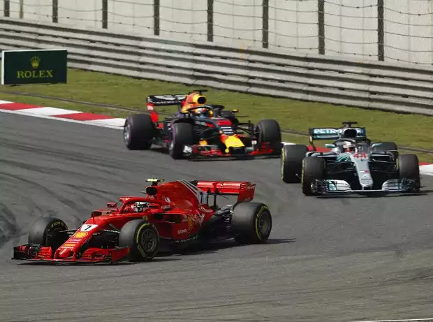 Kimi Räikkönen, Lewis Hamilton, Daniel Ricciardo Titel-Bild zur News: Kimi Räikkönen, Lewis Hamilton, Daniel Ricciardo