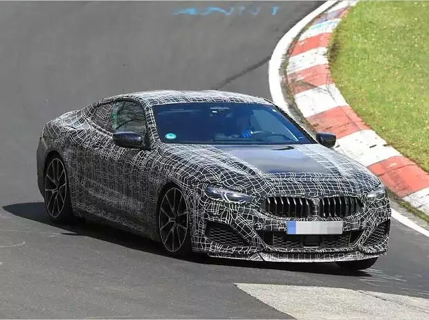 BMW 8er 2018 G15 Erlkönig 2018 Titel-Bild zur News: BMW 8er 2018 G15 Erlkönig 2018