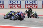 Maverick Vinales vor Valentino Rossi 