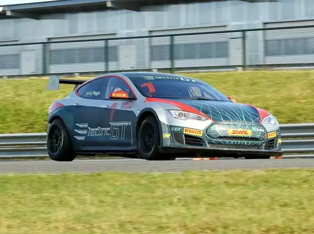 Eletric GT, EPCS, Tesla Model S P100DL Titel-Bild zur News: Eletric GT, EPCS, Tesla Model S P100DL