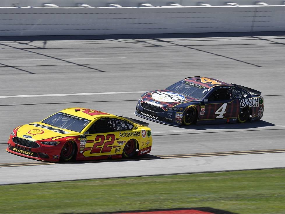 Joey Logano, Kevin Harvick