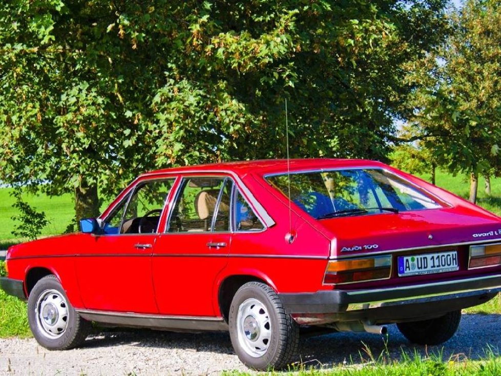 Audi 100 Avant C2 1977