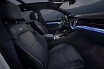 Innenraum und Cockpit des Volkswagen Touareg R-Line 2018