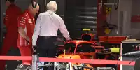 Bild zum Inhalt: Charlie Whiting besucht Ferrari-Box: Sind Rückspiegel legal?