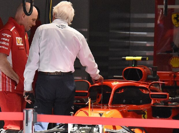Titel-Bild zur News: Ferrari, Rückspiegel, Charlie Whiting, Jock Clear