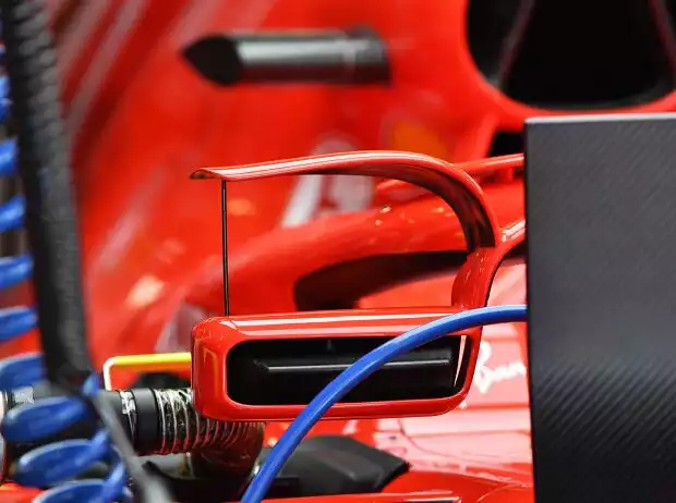 Halo-Rückspiegel am Ferrari SF71H Titel-Bild zur News: Halo-Rückspiegel am Ferrari SF71H