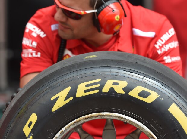 Titel-Bild zur News: Pirelli-Reifen bei Ferrari