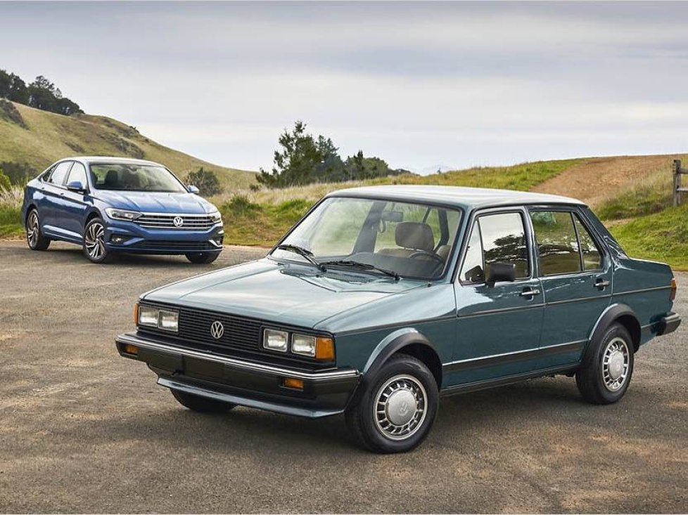 Im Vergleich: VW Jetta I (1982) gegen den neuen Jetta VII von 2018
