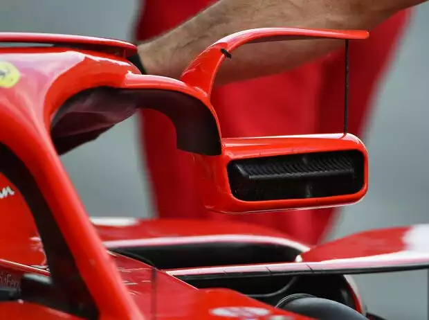 Außenspiegel am Ferrari SF71H Titel-Bild zur News: Außenspiegel am Ferrari SF71H