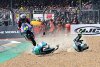 Irrer Save: Moto3-Pilot Kornfeil rettet sich mit Sprung
