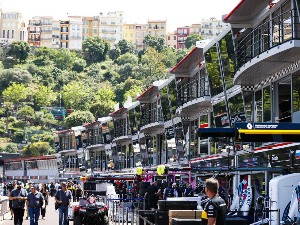 Boxengebäude in Monaco