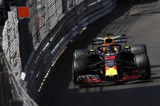 Daniel Ricciardo Red Bull Aston Martin Red Bull Racing F1 ~Daniel Ricciardo (Red Bull) ~ Daniel Ricciardo Red Bull Aston Martin Red Bull Racing F1 ~Daniel Ricciardo (Red Bull) ~